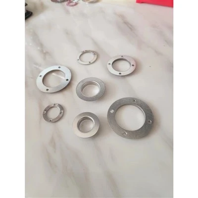 Ring aus verzinktem Metall